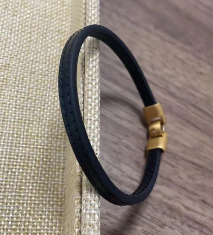 Gold Chain Link Bracelet