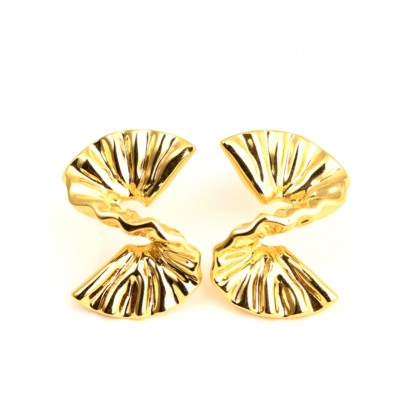 Custom Pearls Earring