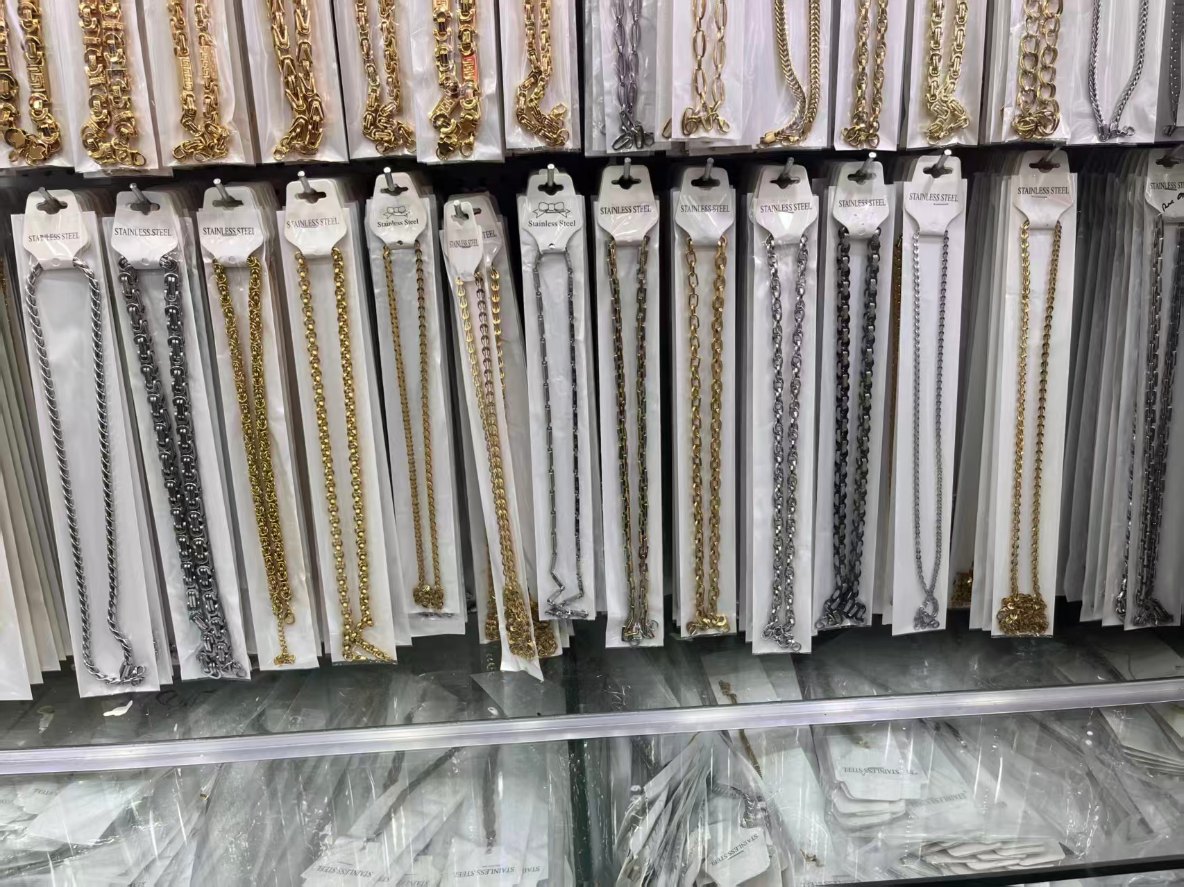 Mixed‑Tone Stainless Steel Cuban Link Chain Necklaces Unisex Hip Hop Daily Wear Jewelry